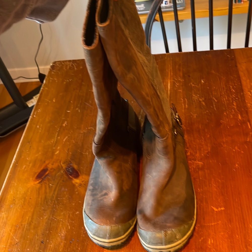 Sorel Slimboot